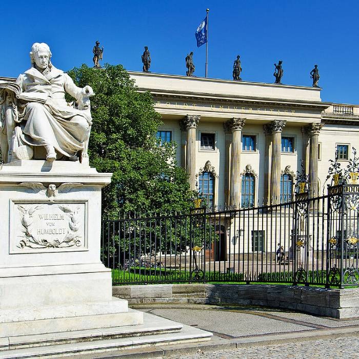 HUMBOLDT ÜNİVERSİTESİ DÜNYA SIRALAMASI  120 ALMANCA HAZIRLIK EĞİTİMİ ULUSLARARASI ÖGRENCİ BÖLÜM ÜCRETİ  16000 $